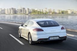Porsche Panamera facelift photo gallery